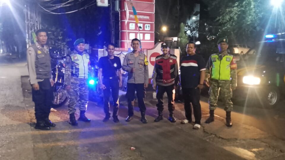 Jaga Jakarta On The Spot : Jaga Kondusifitas, Polsek Pondok Gede Lakukan Patroli 3 Pilar Skala Sedang