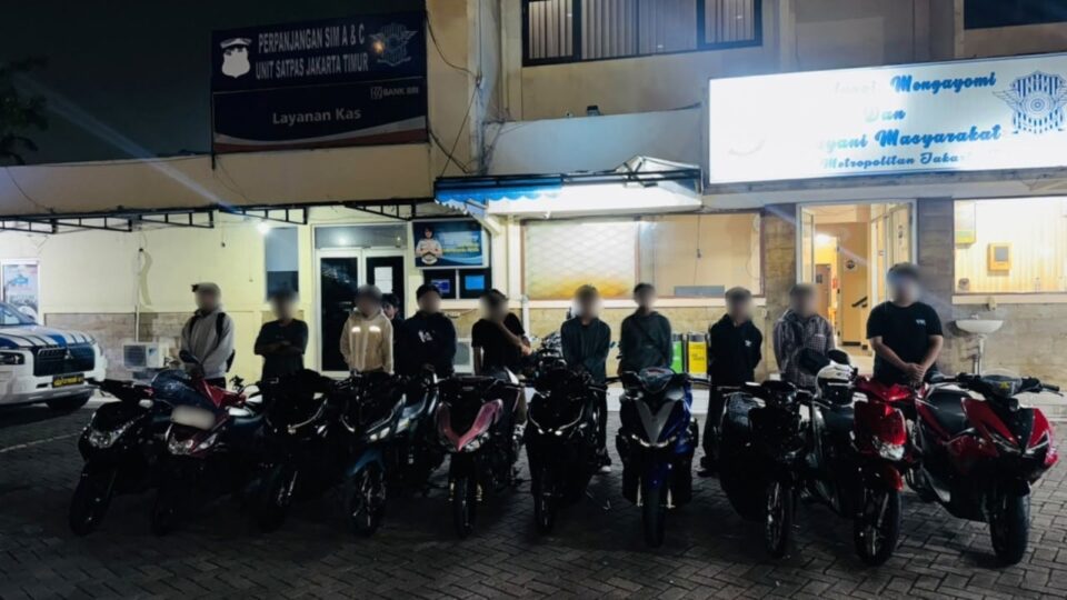 Brimob Metro Jaya Amankan 10 Motor dari Lokasi Diduga Balap Liar di Duren Sawit