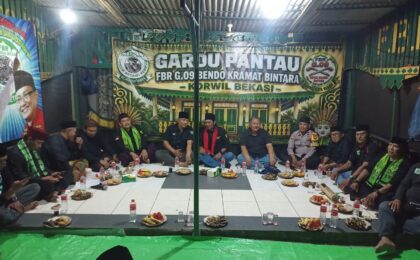 Polisi Bersama Masyarakat, Bhabinkamtibmas Bintara Hadiri Peringatan Maulid Nabi Muhammad SAW di Gardu 09 FBR