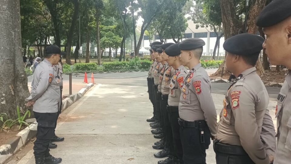 Pastikan Latihan FIFA ASEAN Cup 2026 Berjalan Aman, 12 Personel Polri Kawal Venue Training di Lapangan Madya GBK