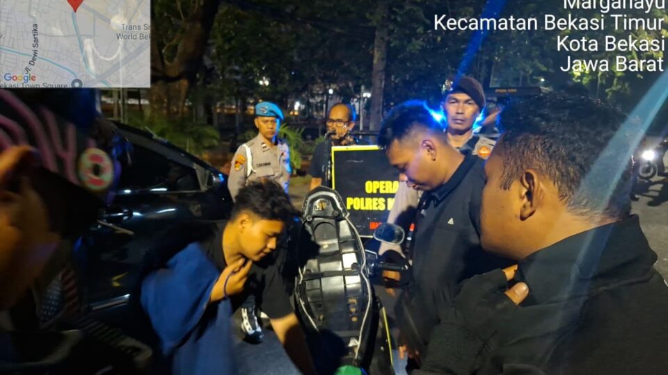 PERINTIS PRESISI TIM 3 POLRESTRO BEKASI KOTA GENCAR PATROLI MALAM CEGAH C3