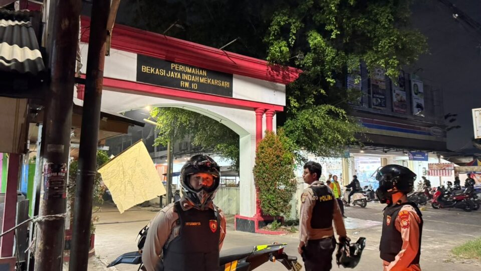 POLRESTRO BEKASI KOTA KERAHKAN TIM SINGA JAGA JAKARTA AMANKAN TITIK RAWAN DI BEKASI TIMUR