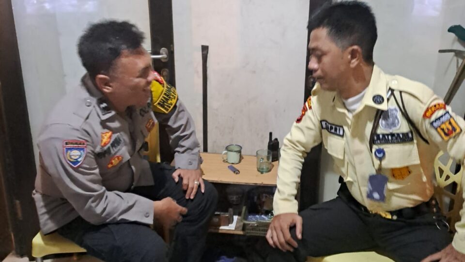 Polisi Bersama Masyarakat, Kunjungan Pos Morizen Harapan Mulya Antisipasi Tawuran