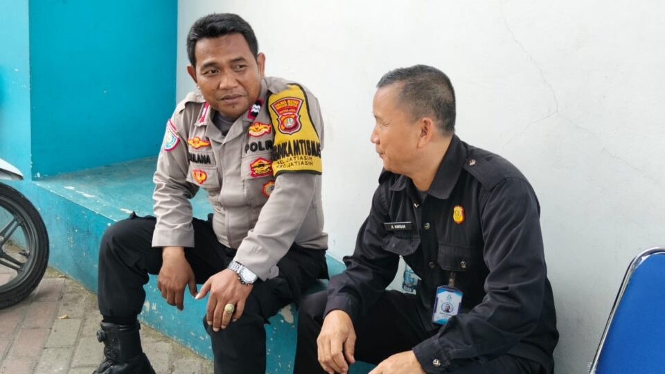 Polisi Bersama Masyarakat, Sambang Yayasan Al Fursan Jatiasih Jaga Keamanan