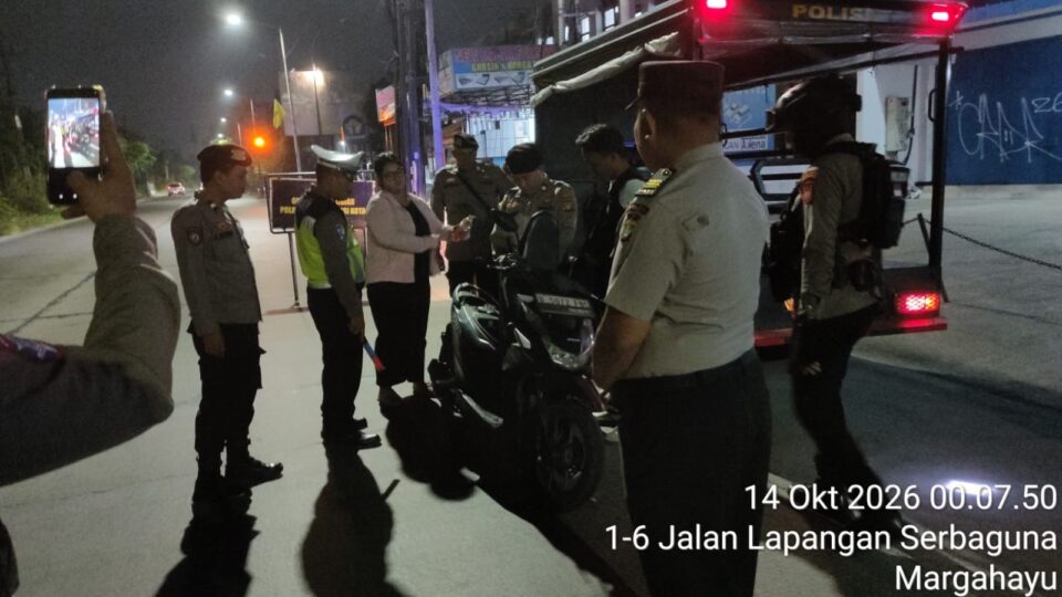 Polisi Bersama Masyarakat, Patroli Perintis Tim 2 OKJ Antisipasi Kejahatan Jalanan Bekasi