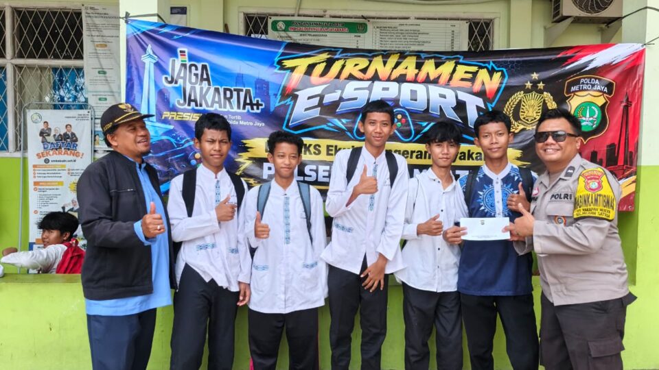 Polsek Medan Satria Hadiri Turnamen E-Sport di SMKS Ekuin Pangeran Jayakarta